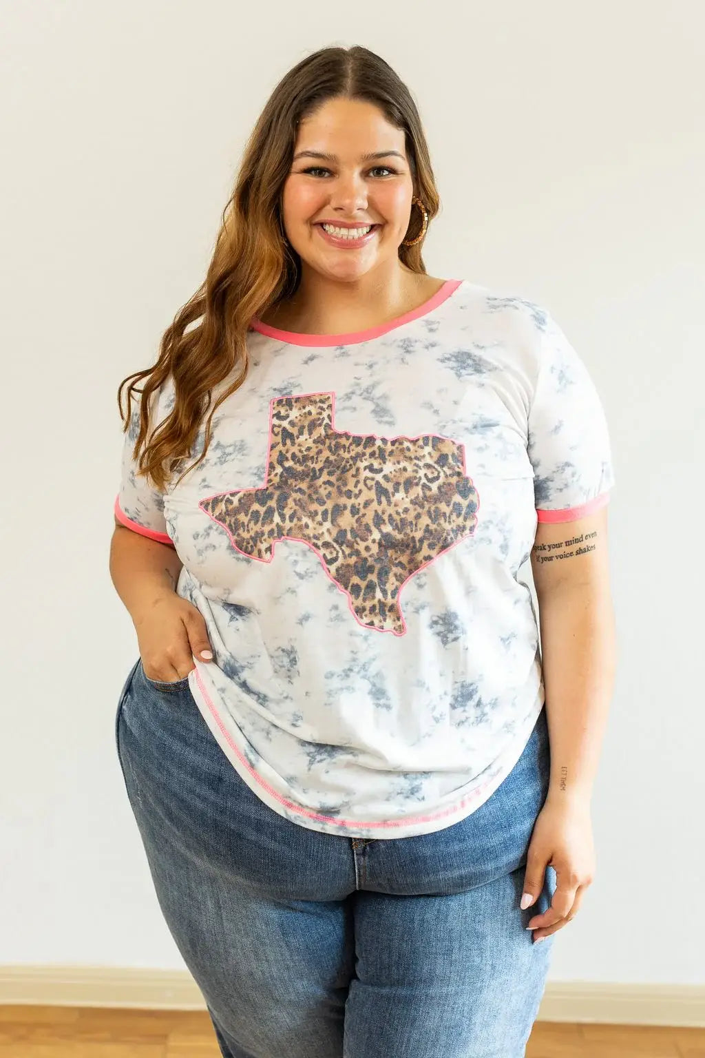 Leopard Texas on Marble & Pink Ringer Tee: White / Medium